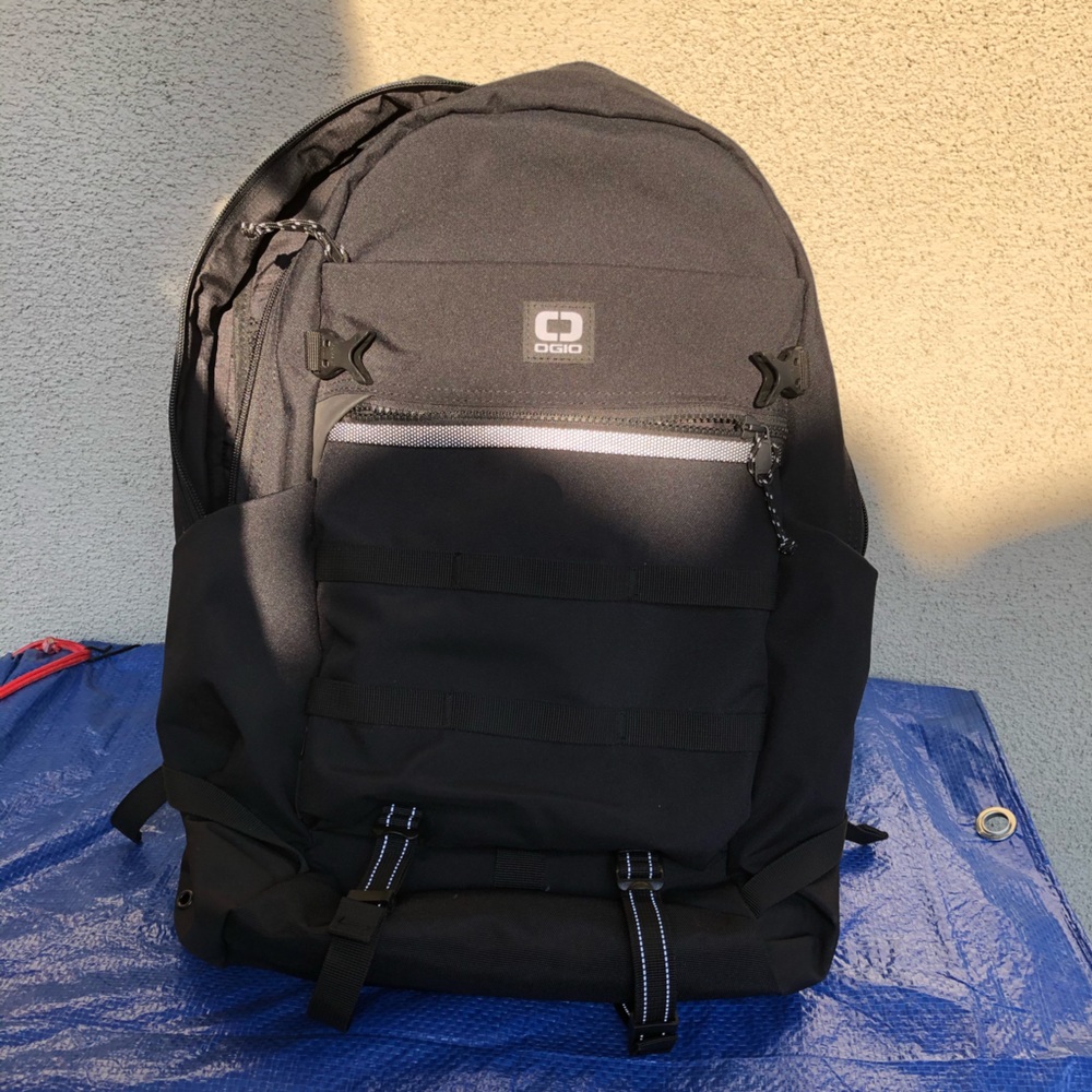 Ogio Alpha Convoy 320 backpack